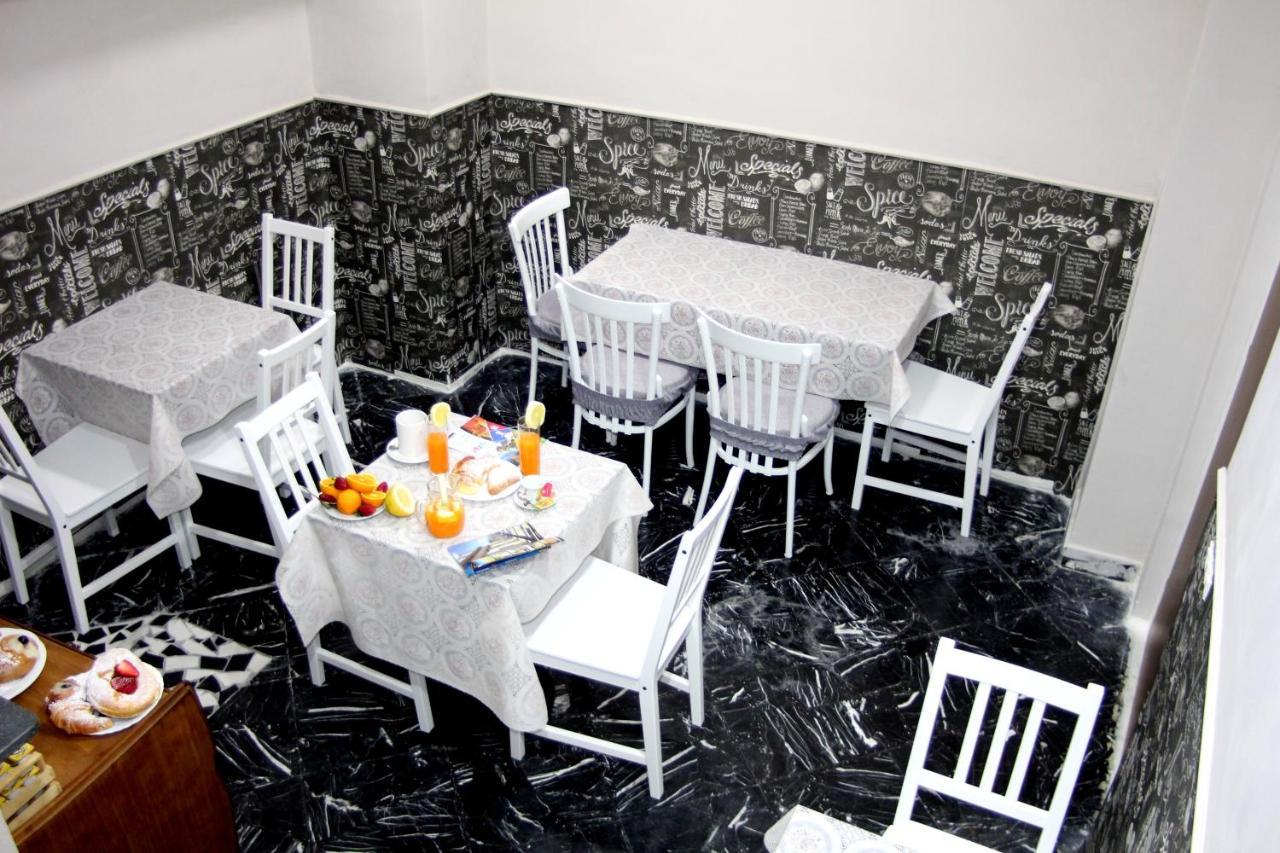 B&B Dolcevita Pompeï Buitenkant foto